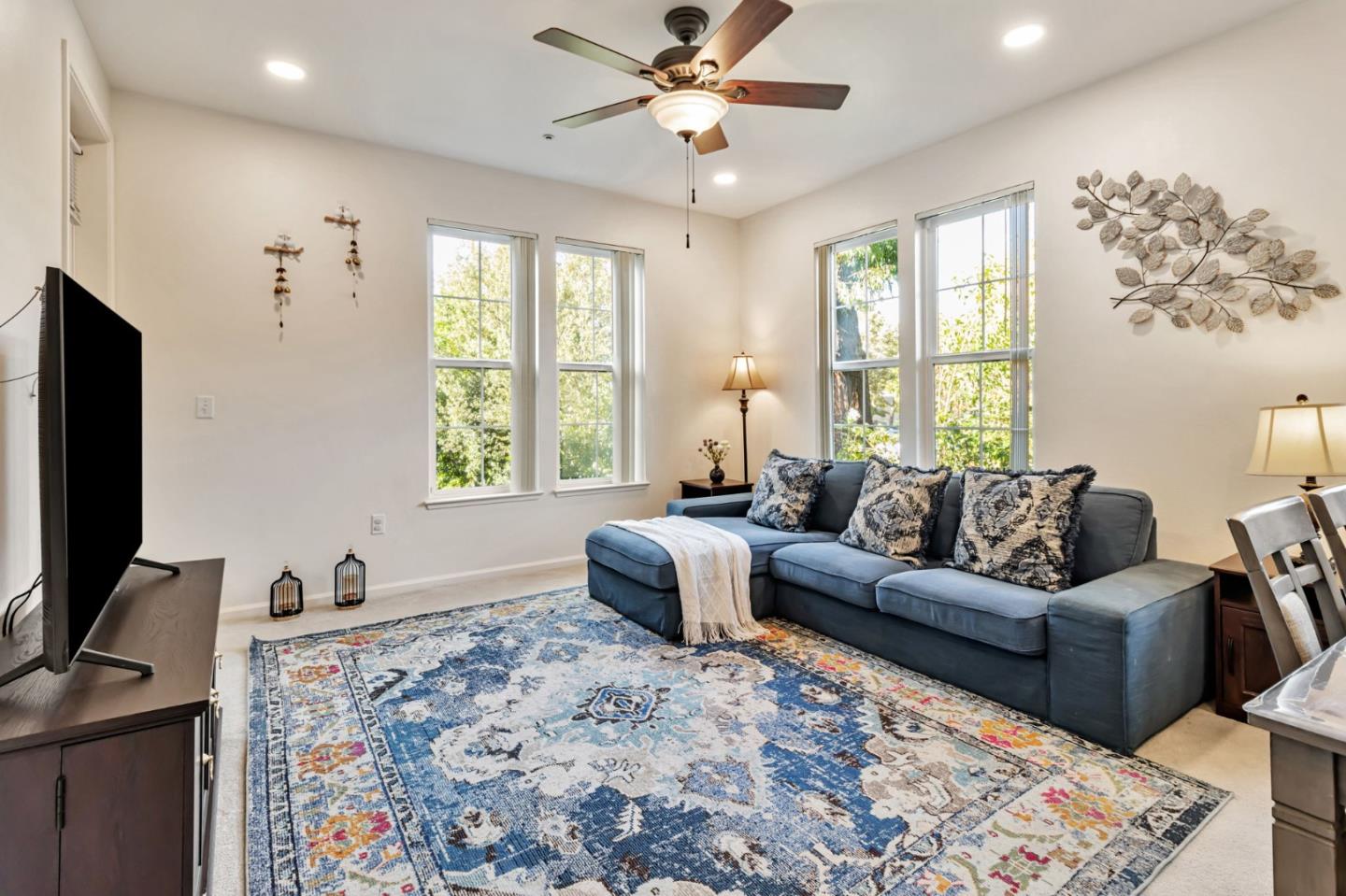 Detail Gallery Image 3 of 27 For 1550 Technology Dr #1072,  San Jose,  CA 95110 - 2 Beds | 2 Baths