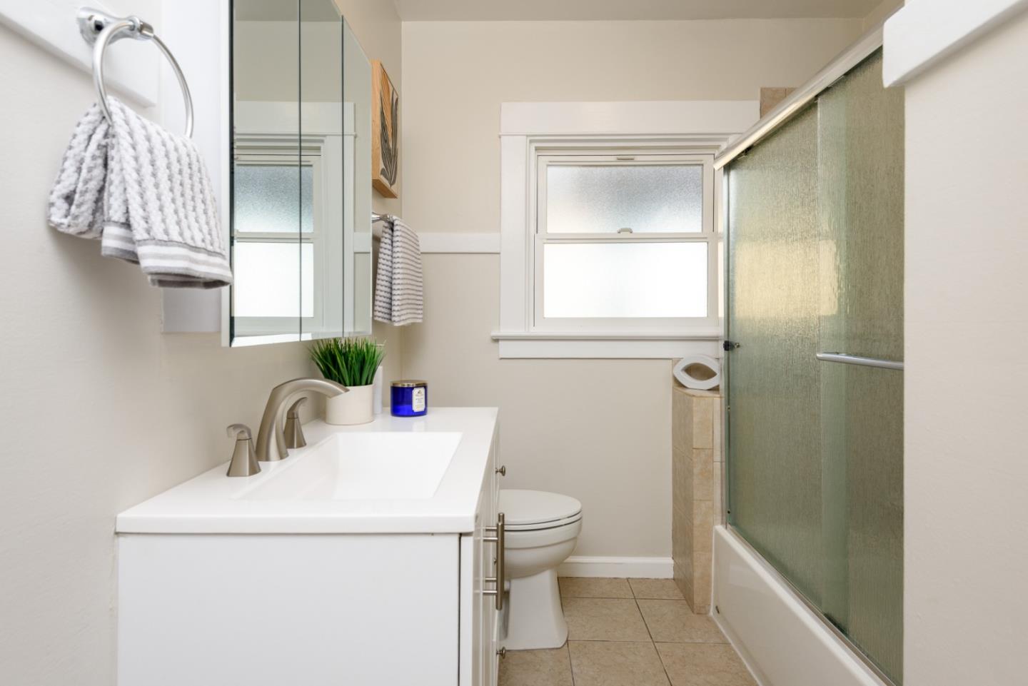 Detail Gallery Image 13 of 30 For 573 Miller Ave, South San Francisco,  CA 94080 - – Beds | – Baths