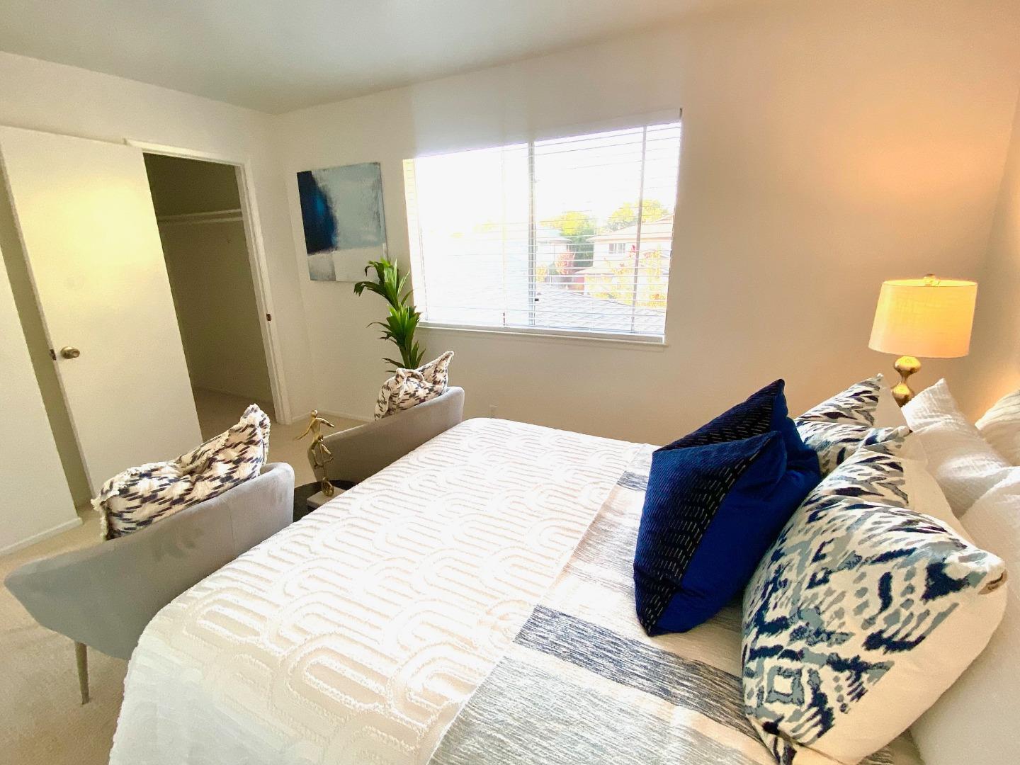 Detail Gallery Image 10 of 19 For 1322 Shawn Dr #3,  San Jose,  CA 95118 - 2 Beds | 1 Baths