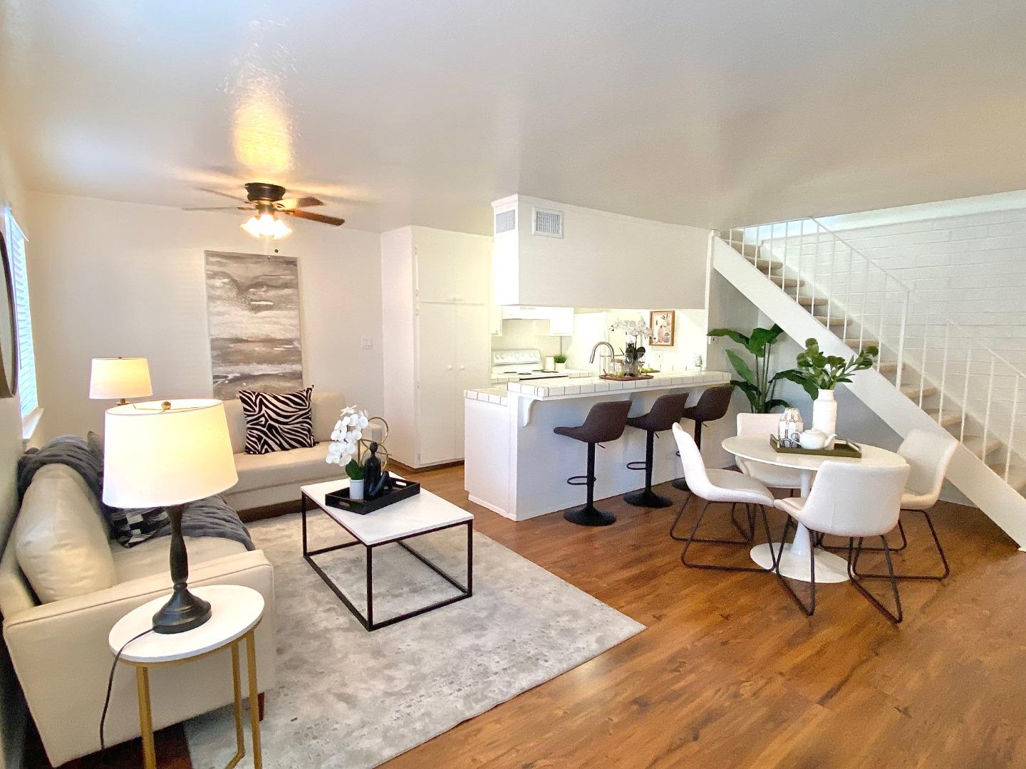 Detail Gallery Image 7 of 19 For 1322 Shawn Dr #3,  San Jose,  CA 95118 - 2 Beds | 1 Baths