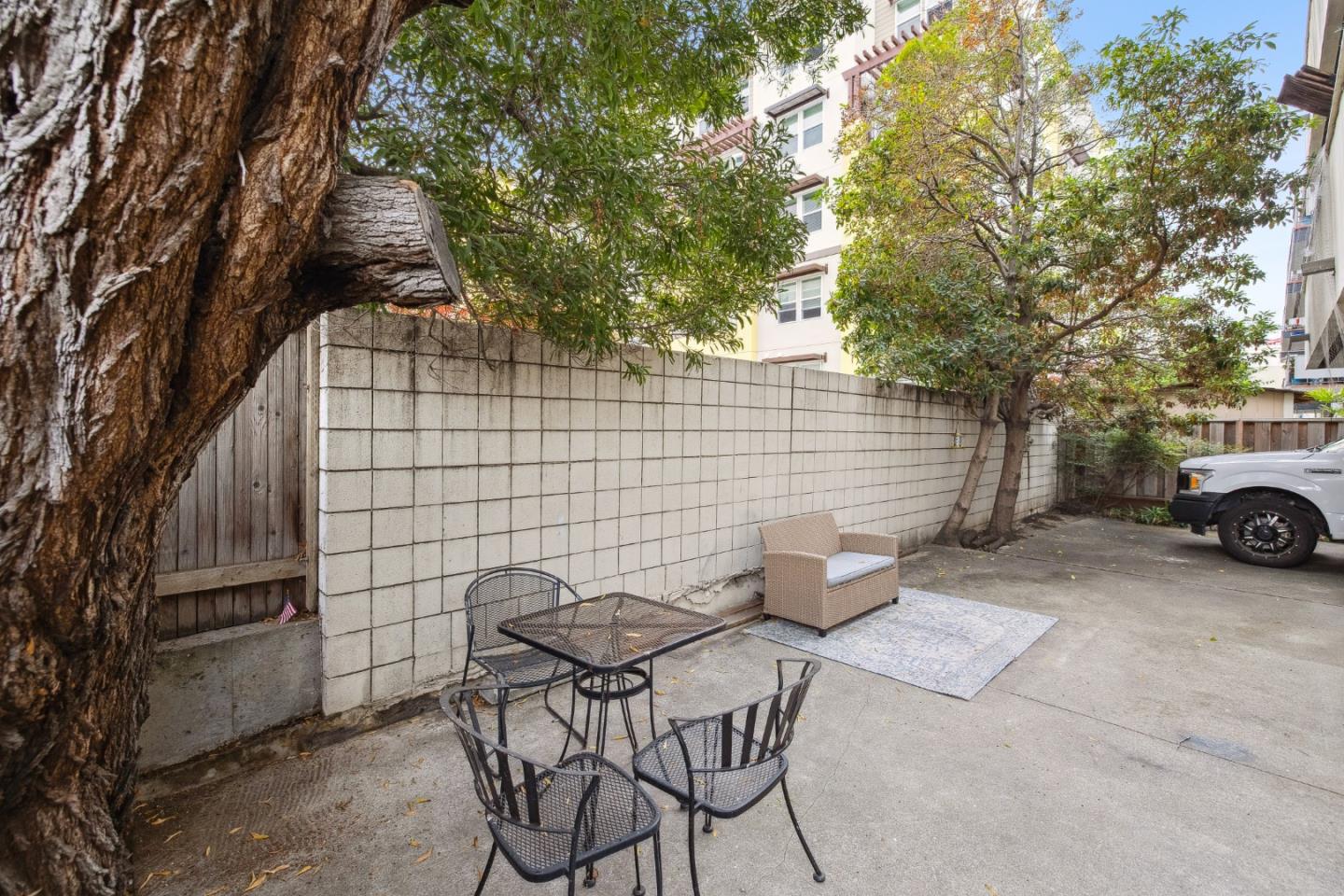 Detail Gallery Image 21 of 28 For 121 Lorton Ave, Burlingame,  CA 94010 - – Beds | – Baths