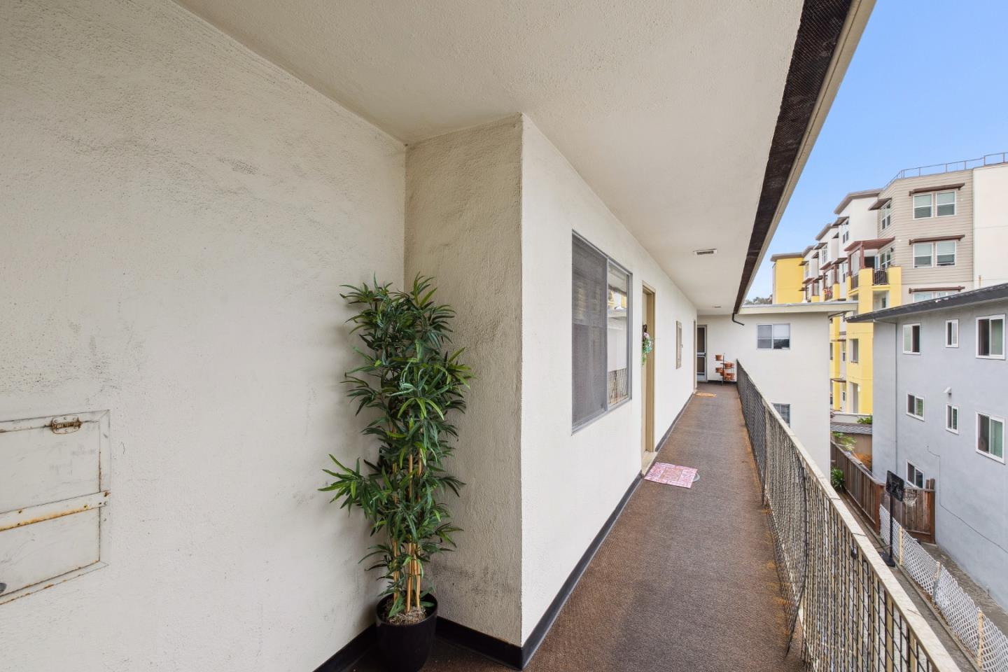 Detail Gallery Image 22 of 28 For 121 Lorton Ave, Burlingame,  CA 94010 - – Beds | – Baths