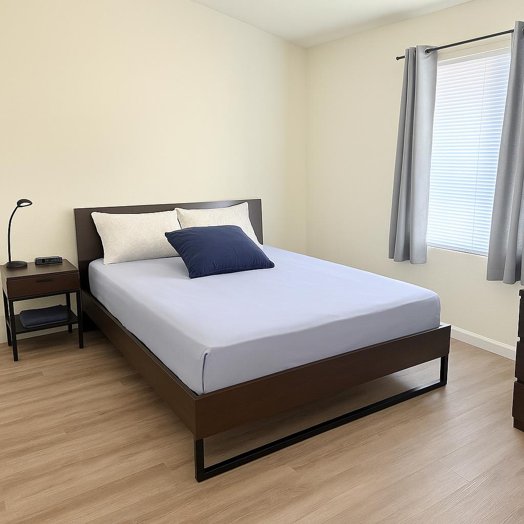 Detail Gallery Image 5 of 8 For 1220 Tasman Dr #7,  Sunnyvale,  CA 94089 - 3 Beds | 2 Baths