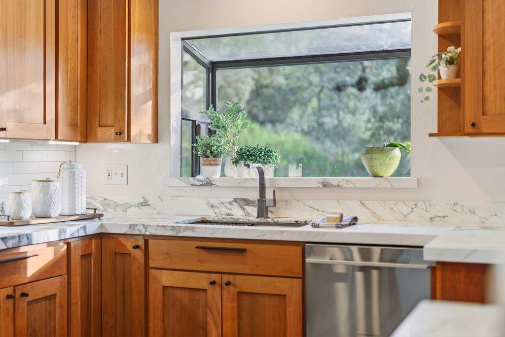 Detail Gallery Image 22 of 60 For 2203 Quail Hollow Rd, Ben Lomond,  CA 95005 - 3 Beds | 2/1 Baths