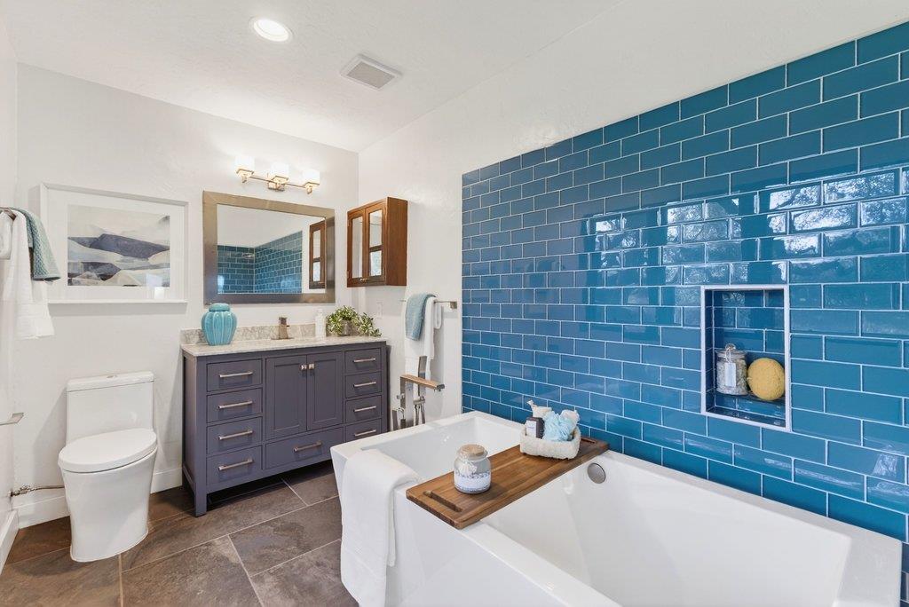 Detail Gallery Image 27 of 60 For 2203 Quail Hollow Rd, Ben Lomond,  CA 95005 - 3 Beds | 2/1 Baths