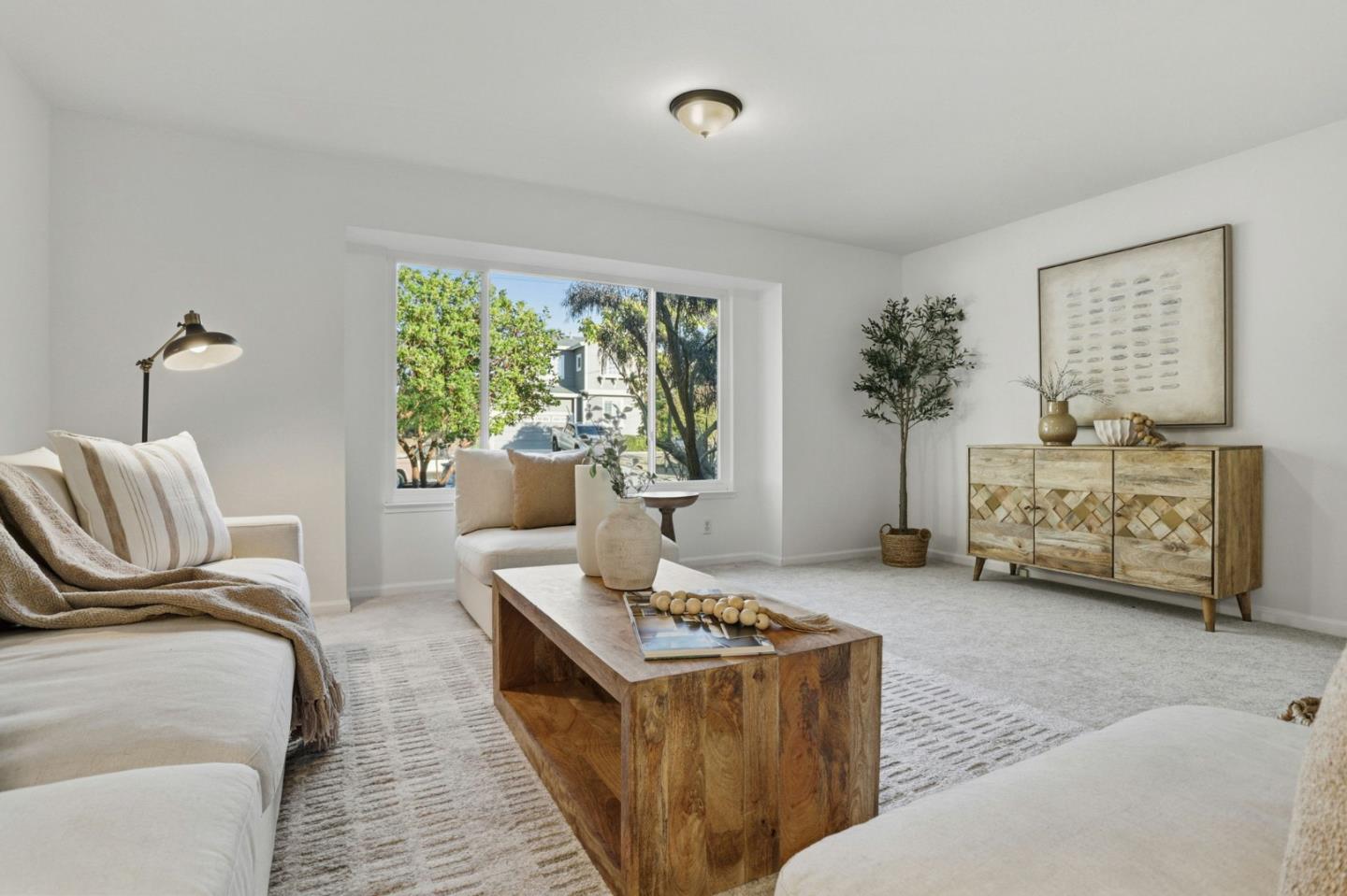 Detail Gallery Image 11 of 38 For 2119 Burr Ct, Santa Cruz,  CA 95062 - 3 Beds | 2 Baths