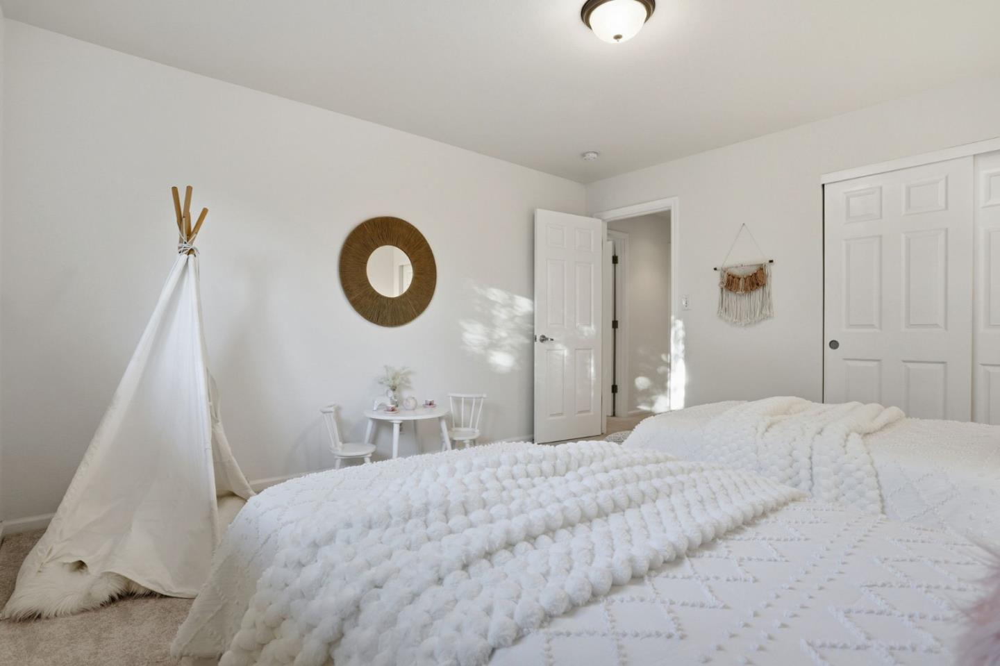 Detail Gallery Image 22 of 38 For 2119 Burr Ct, Santa Cruz,  CA 95062 - 3 Beds | 2 Baths