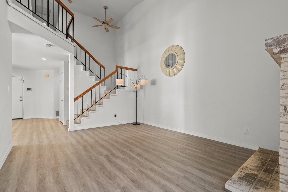 Detail Gallery Image 10 of 29 For 52 Winding Way, Watsonville,  CA 95076 - 4 Beds | 2/1 Baths