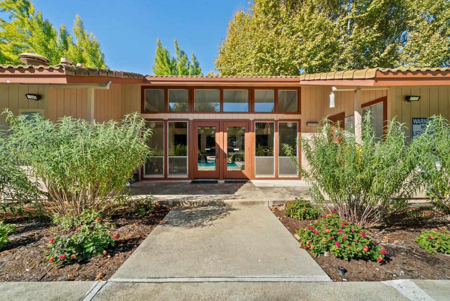 Detail Gallery Image 34 of 34 For 248 E Red Oak Dr a,  Sunnyvale,  CA 94086 - 2 Beds | 1 Baths