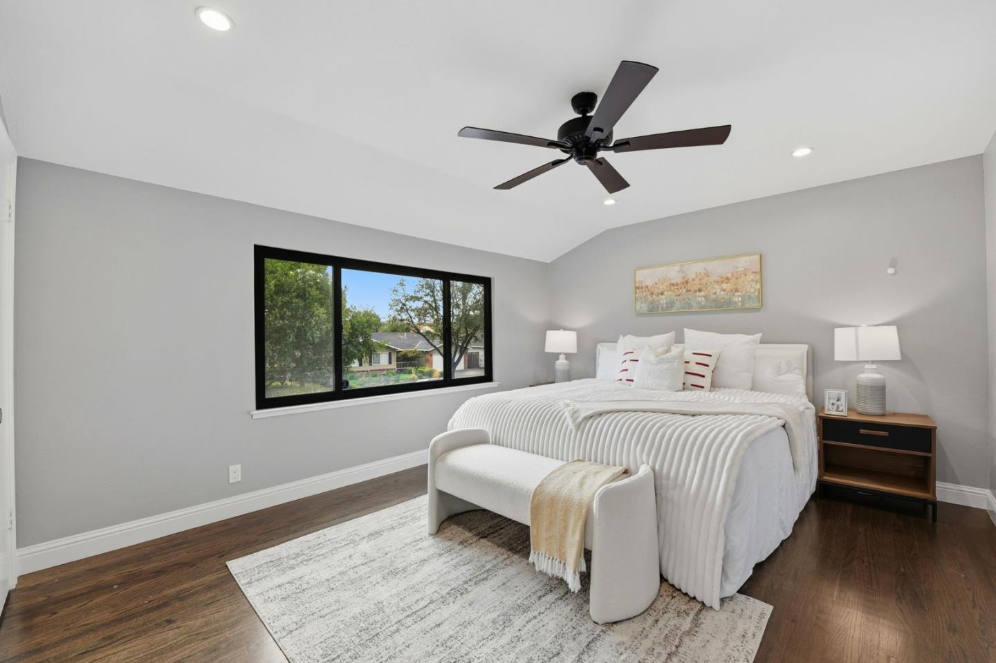 Detail Gallery Image 16 of 43 For 809 Midvale Ln, San Jose,  CA 95136 - 5 Beds | 2/1 Baths