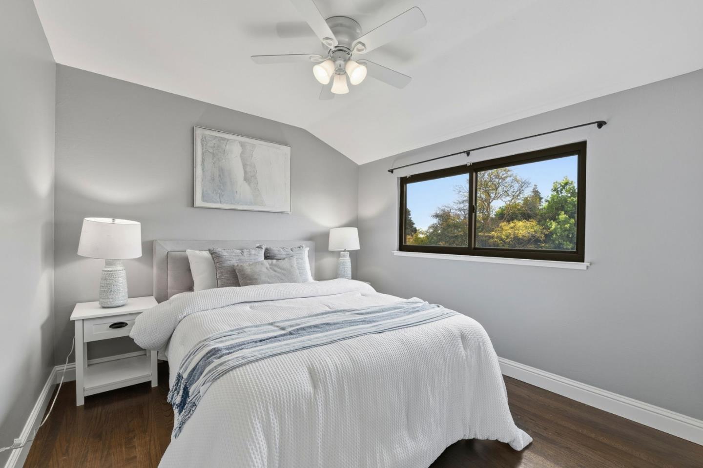 Detail Gallery Image 18 of 43 For 809 Midvale Ln, San Jose,  CA 95136 - 5 Beds | 2/1 Baths