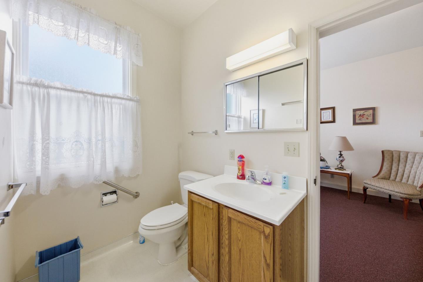 Detail Gallery Image 20 of 77 For 3900 Balboa St, San Francisco,  CA 94121 - 8 Beds | 8 Baths