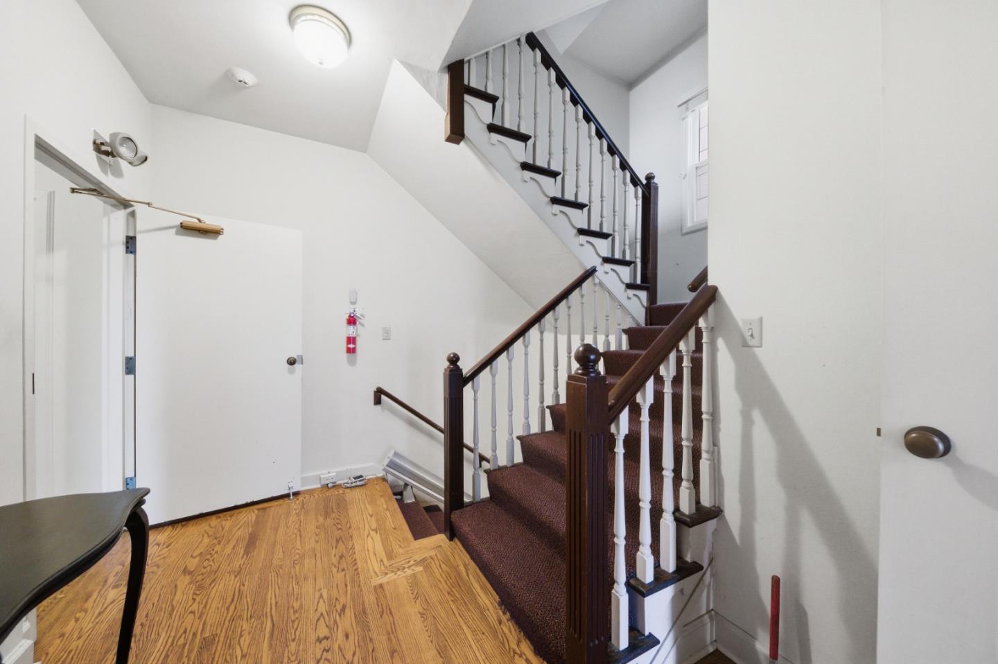 Detail Gallery Image 28 of 77 For 3900 Balboa St, San Francisco,  CA 94121 - 8 Beds | 8 Baths