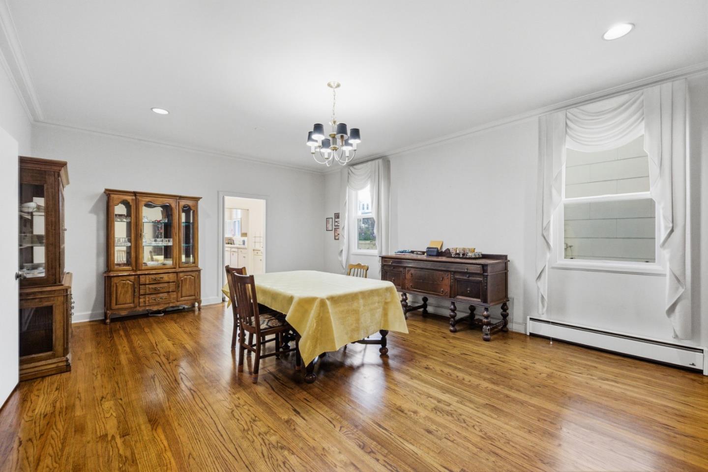 Detail Gallery Image 29 of 77 For 3900 Balboa St, San Francisco,  CA 94121 - 8 Beds | 8 Baths