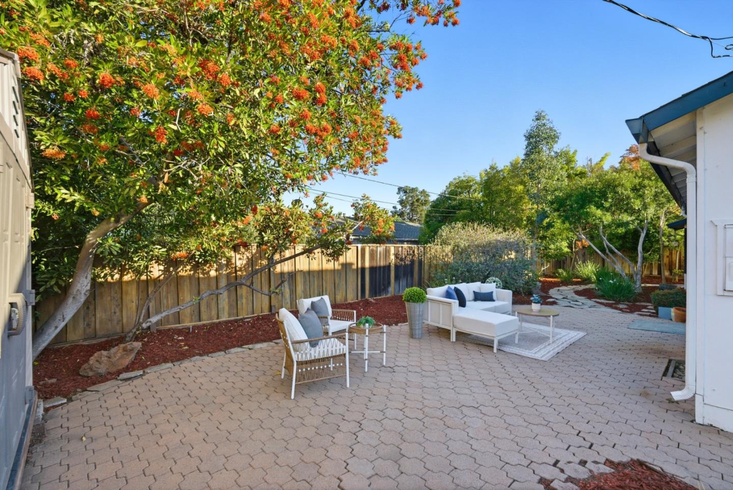 Detail Gallery Image 37 of 44 For 10390 N Blaney Ave, Cupertino,  CA 95014 - 3 Beds | 3 Baths