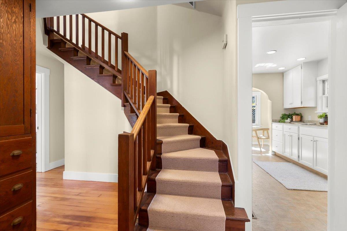 Detail Gallery Image 21 of 44 For 211 2nd Ave, Santa Cruz,  CA 95062 - 3 Beds | 1/1 Baths