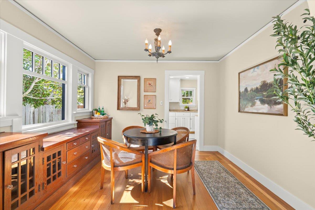 Detail Gallery Image 9 of 44 For 211 2nd Ave, Santa Cruz,  CA 95062 - 3 Beds | 1/1 Baths