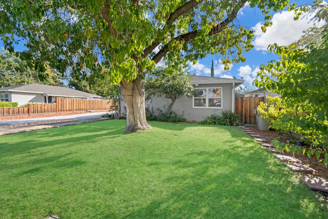 Detail Gallery Image 11 of 39 For 980 Princess Anne Dr, San Jose,  CA 95128 - – Beds | – Baths