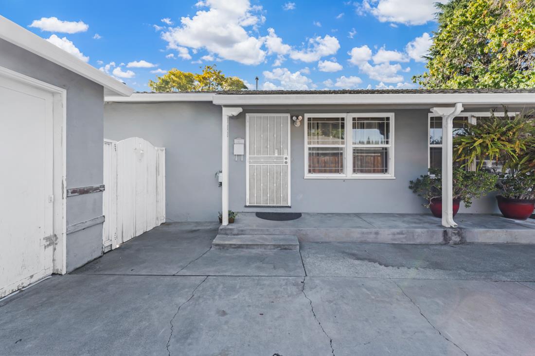 Detail Gallery Image 7 of 39 For 980 Princess Anne Dr, San Jose,  CA 95128 - – Beds | – Baths