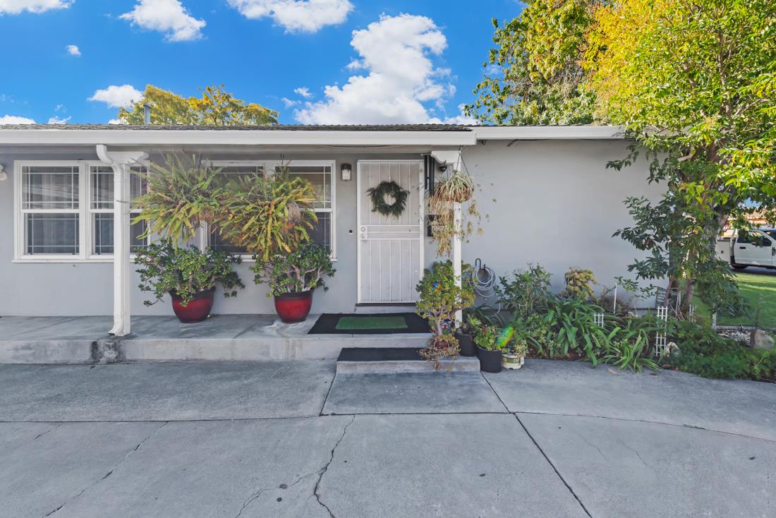 Detail Gallery Image 9 of 39 For 980 Princess Anne Dr, San Jose,  CA 95128 - – Beds | – Baths