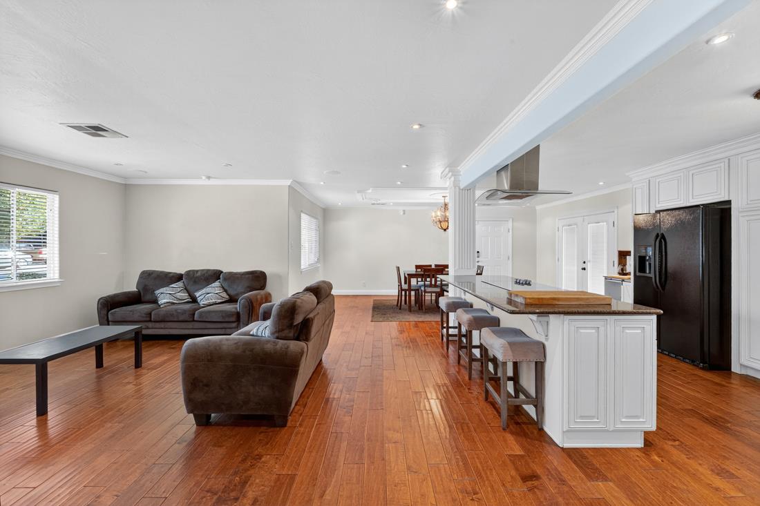 Detail Gallery Image 5 of 34 For 1110 California Ave, Dos Palos,  CA 93620 - 3 Beds | 1/1 Baths