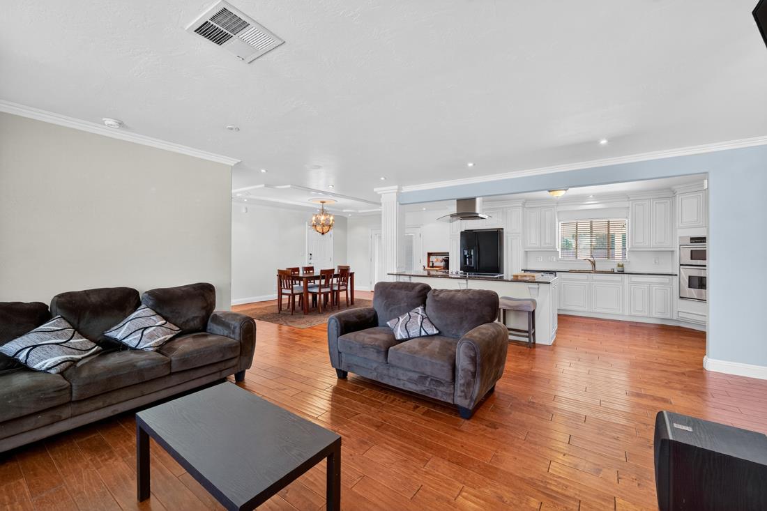 Detail Gallery Image 6 of 34 For 1110 California Ave, Dos Palos,  CA 93620 - 3 Beds | 1/1 Baths