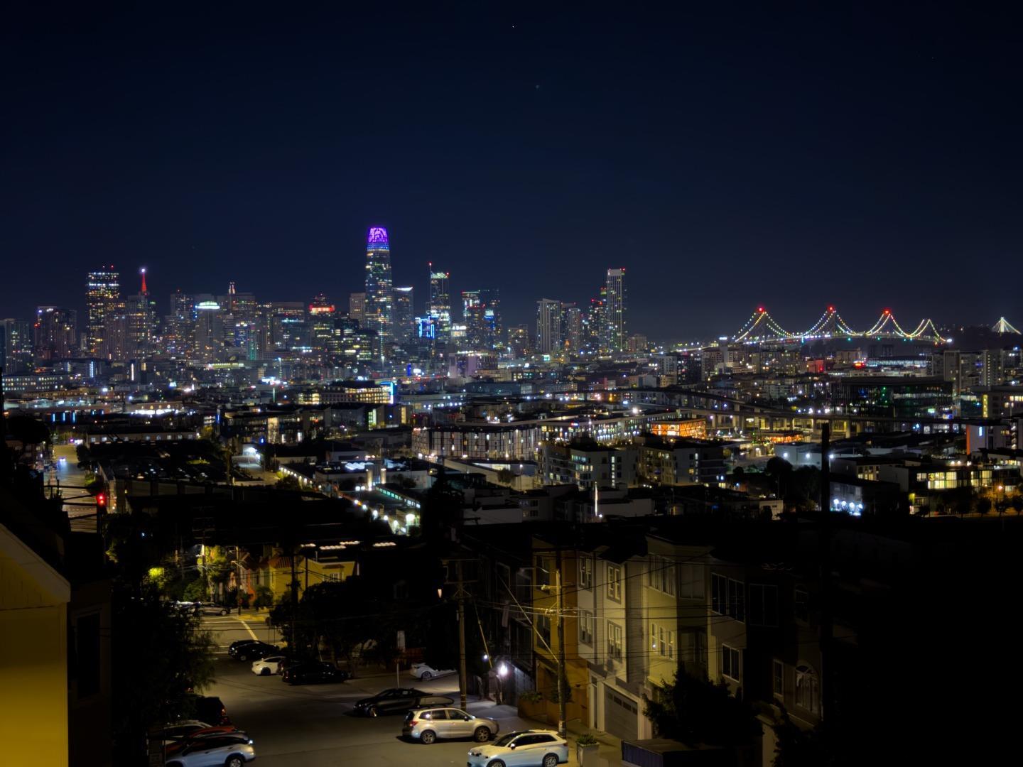 Detail Gallery Image 3 of 36 For 2001 19th St, San Francisco,  CA 94107 - 4 Beds | 4 Baths