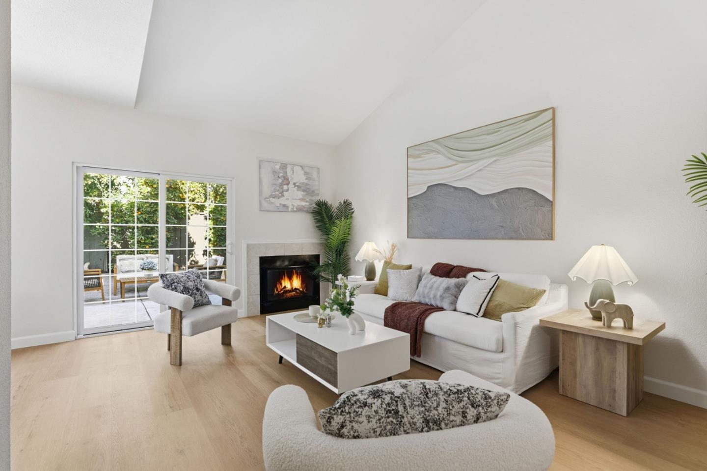 Detail Gallery Image 2 of 27 For 1273 Briarberry Ct, San Jose,  CA 95131 - 3 Beds | 2/1 Baths