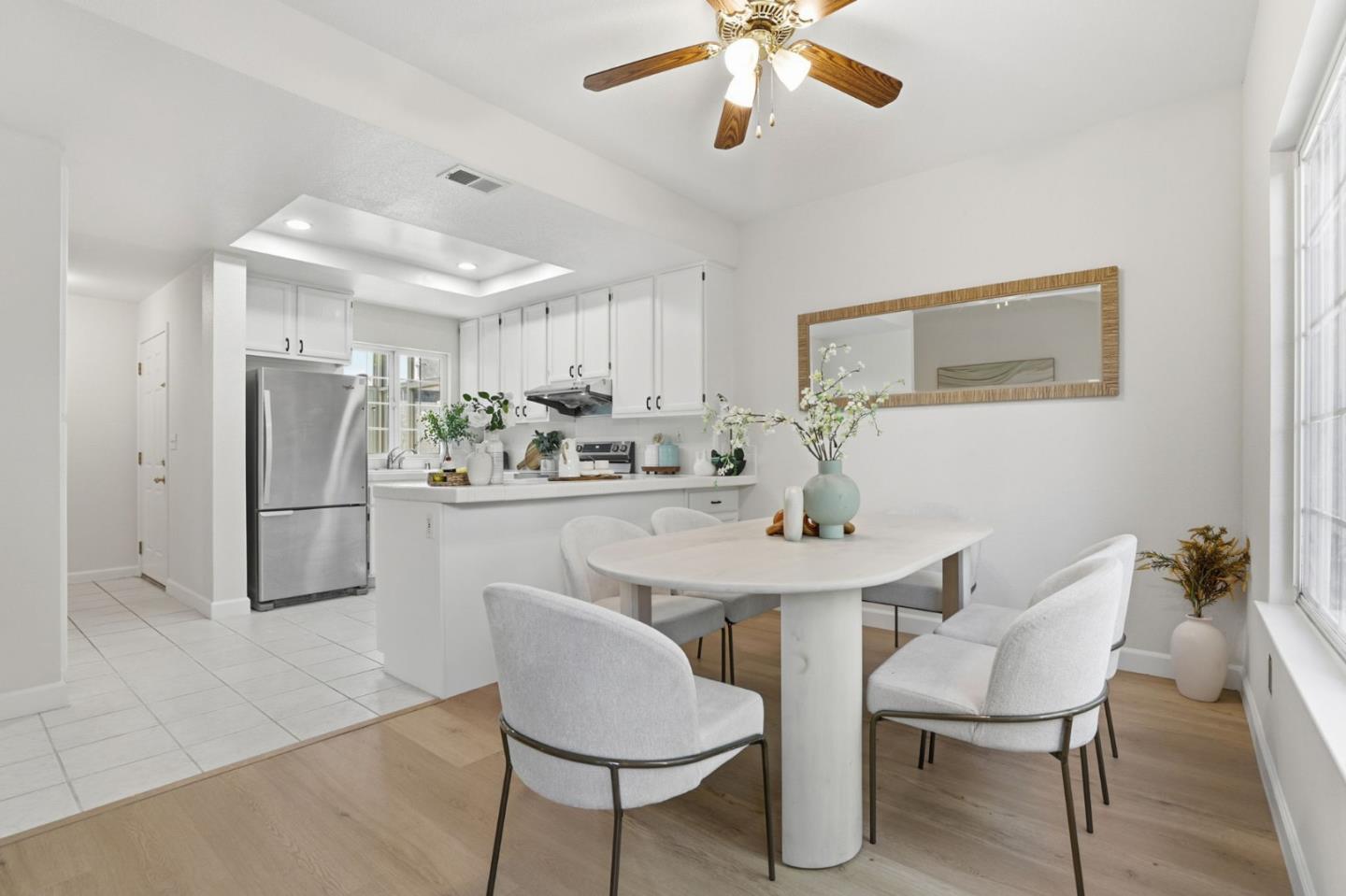 Detail Gallery Image 5 of 27 For 1273 Briarberry Ct, San Jose,  CA 95131 - 3 Beds | 2/1 Baths