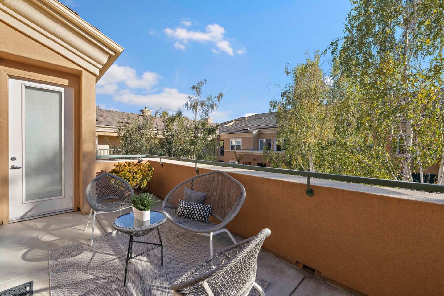 Detail Gallery Image 12 of 47 For 1310 Saddle Rack St #425,  San Jose,  CA 95126 - 2 Beds | 2 Baths