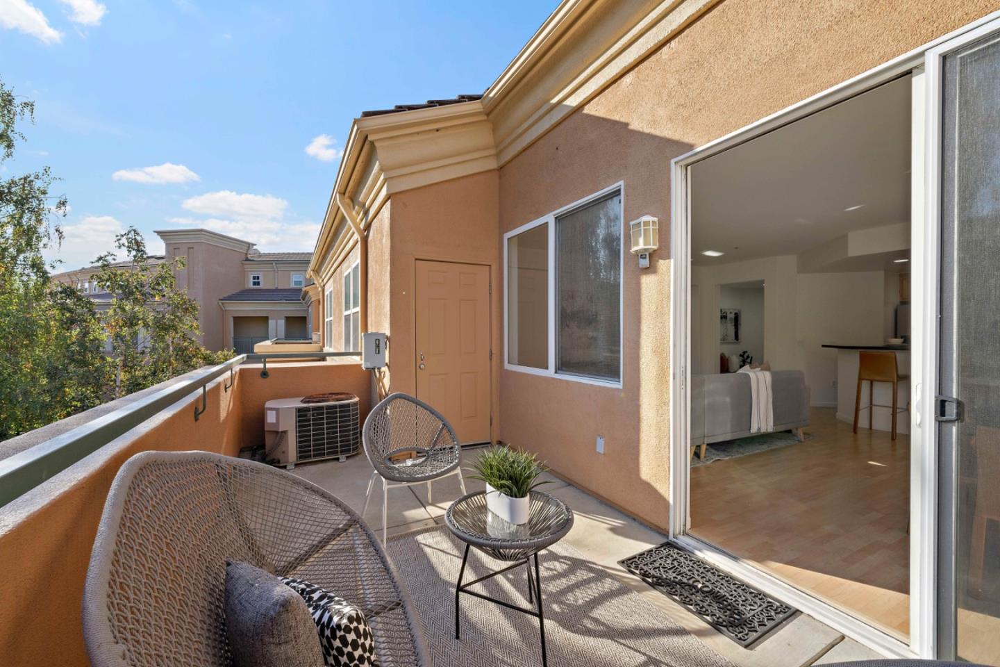 Detail Gallery Image 13 of 47 For 1310 Saddle Rack St #425,  San Jose,  CA 95126 - 2 Beds | 2 Baths