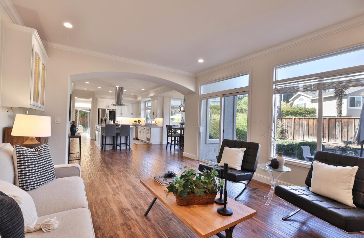 Detail Gallery Image 11 of 48 For 17017 Heatherwood Way, Morgan Hill,  CA 95037 - 4 Beds | 4 Baths