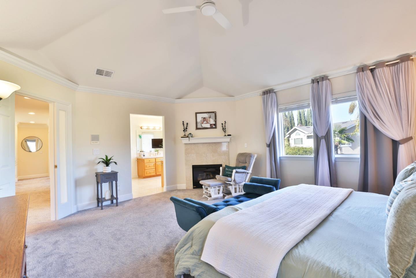 Detail Gallery Image 18 of 48 For 17017 Heatherwood Way, Morgan Hill,  CA 95037 - 4 Beds | 4 Baths