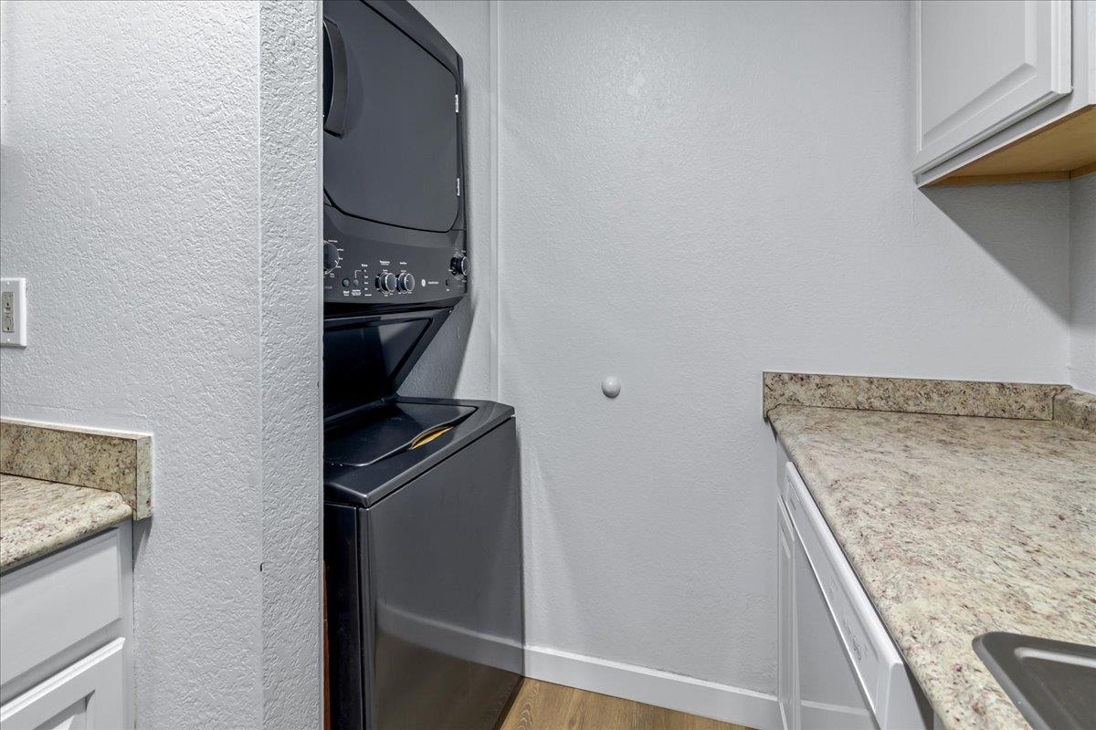 Detail Gallery Image 22 of 22 For 1867 Cherokee Dr #1,  Salinas,  CA 93906 - 1 Beds | 1 Baths
