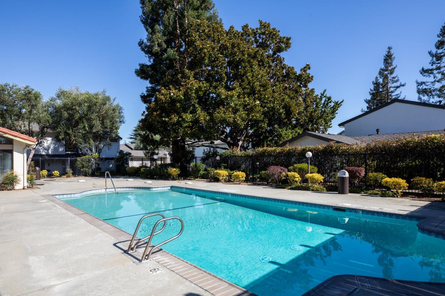 Detail Gallery Image 15 of 15 For 1262 Riesling Ter, Sunnyvale,  CA 94087 - 2 Beds | 1 Baths