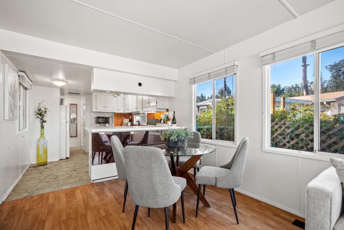 Detail Gallery Image 12 of 31 For 560 30th Ave #33,  Santa Cruz,  CA 95062 - 2 Beds | 1 Baths