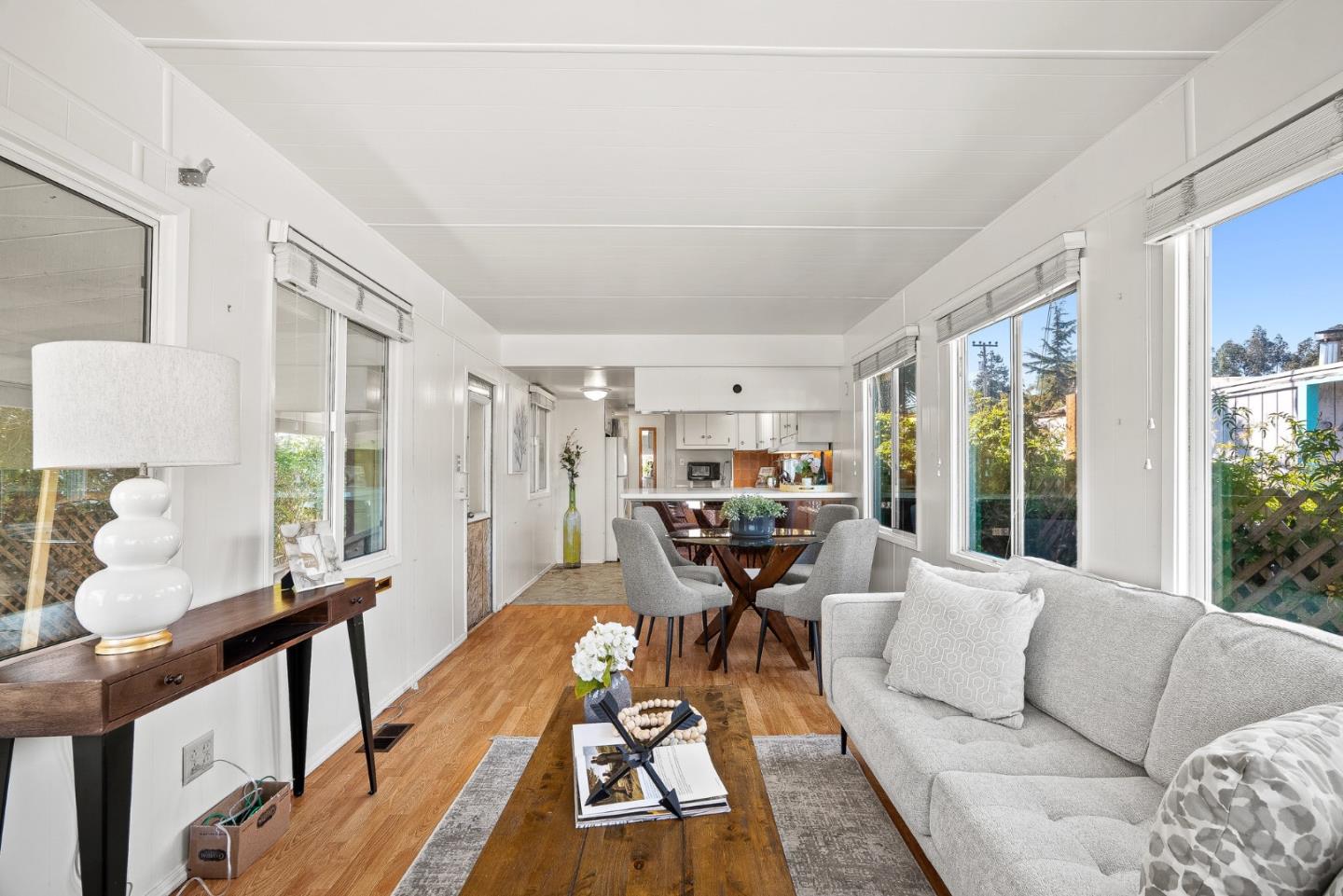 Detail Gallery Image 14 of 31 For 560 30th Ave #33,  Santa Cruz,  CA 95062 - 2 Beds | 1 Baths