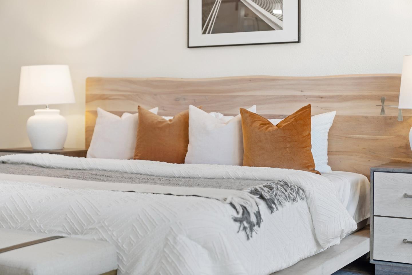 Detail Gallery Image 23 of 60 For 1186 Lyons St, Redwood City,  CA 94061 - 4 Beds | 2/1 Baths