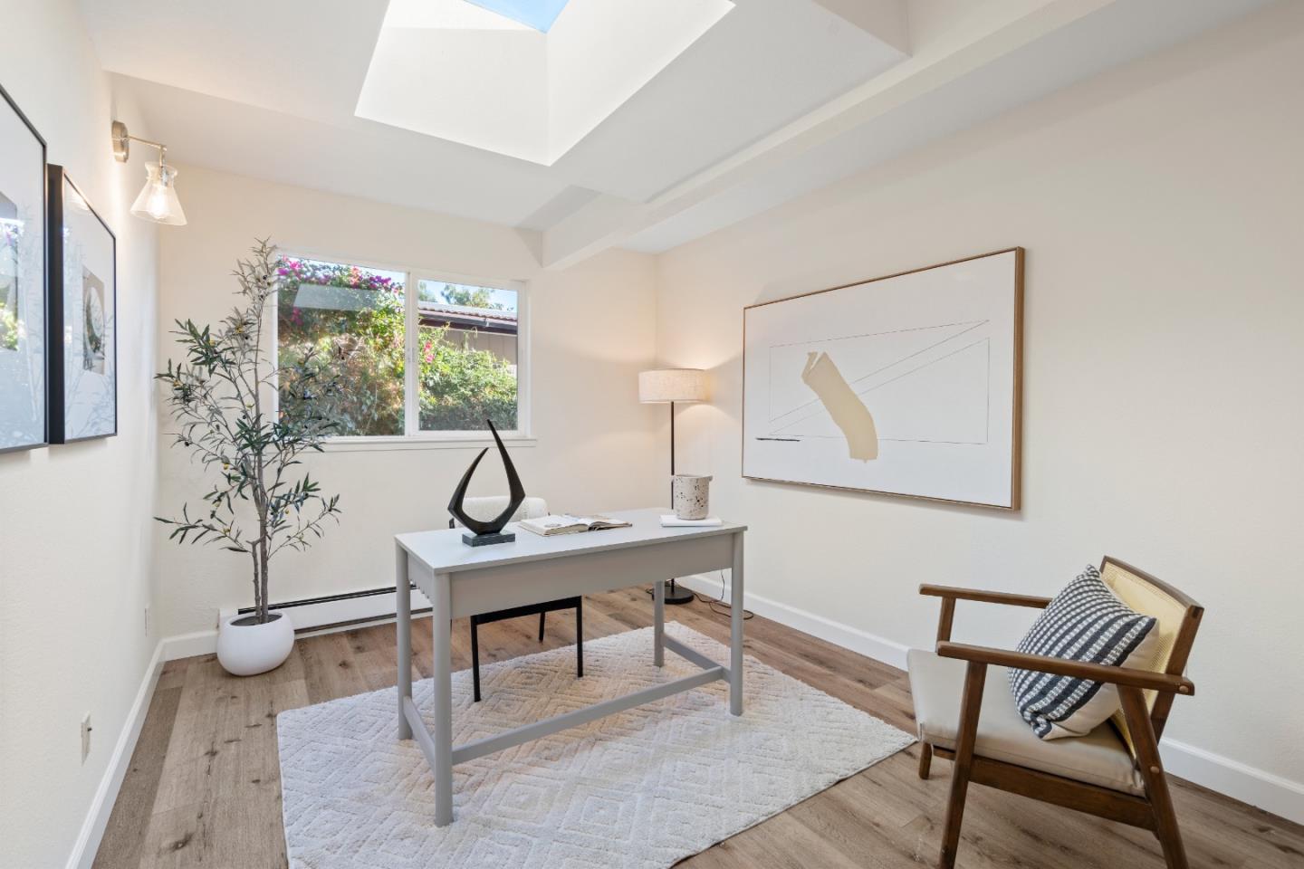 Detail Gallery Image 33 of 60 For 1186 Lyons St, Redwood City,  CA 94061 - 4 Beds | 2/1 Baths