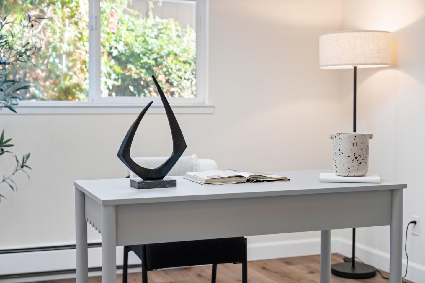 Detail Gallery Image 34 of 60 For 1186 Lyons St, Redwood City,  CA 94061 - 4 Beds | 2/1 Baths