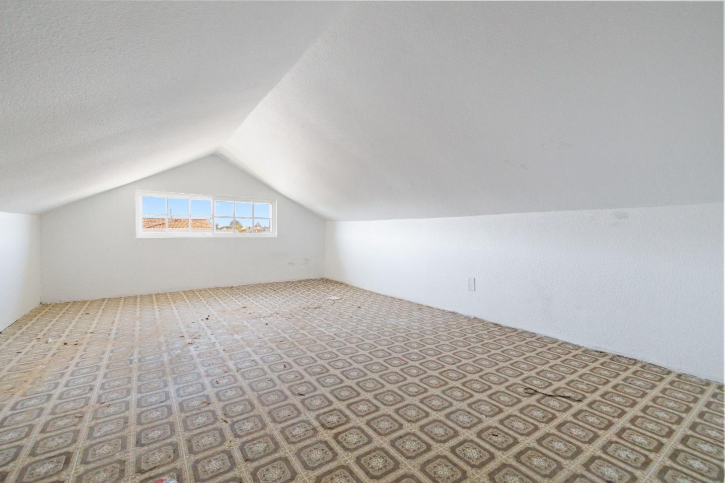 Detail Gallery Image 16 of 28 For 202 Stanford St, Watsonville,  CA 95076 - 3 Beds | 2 Baths