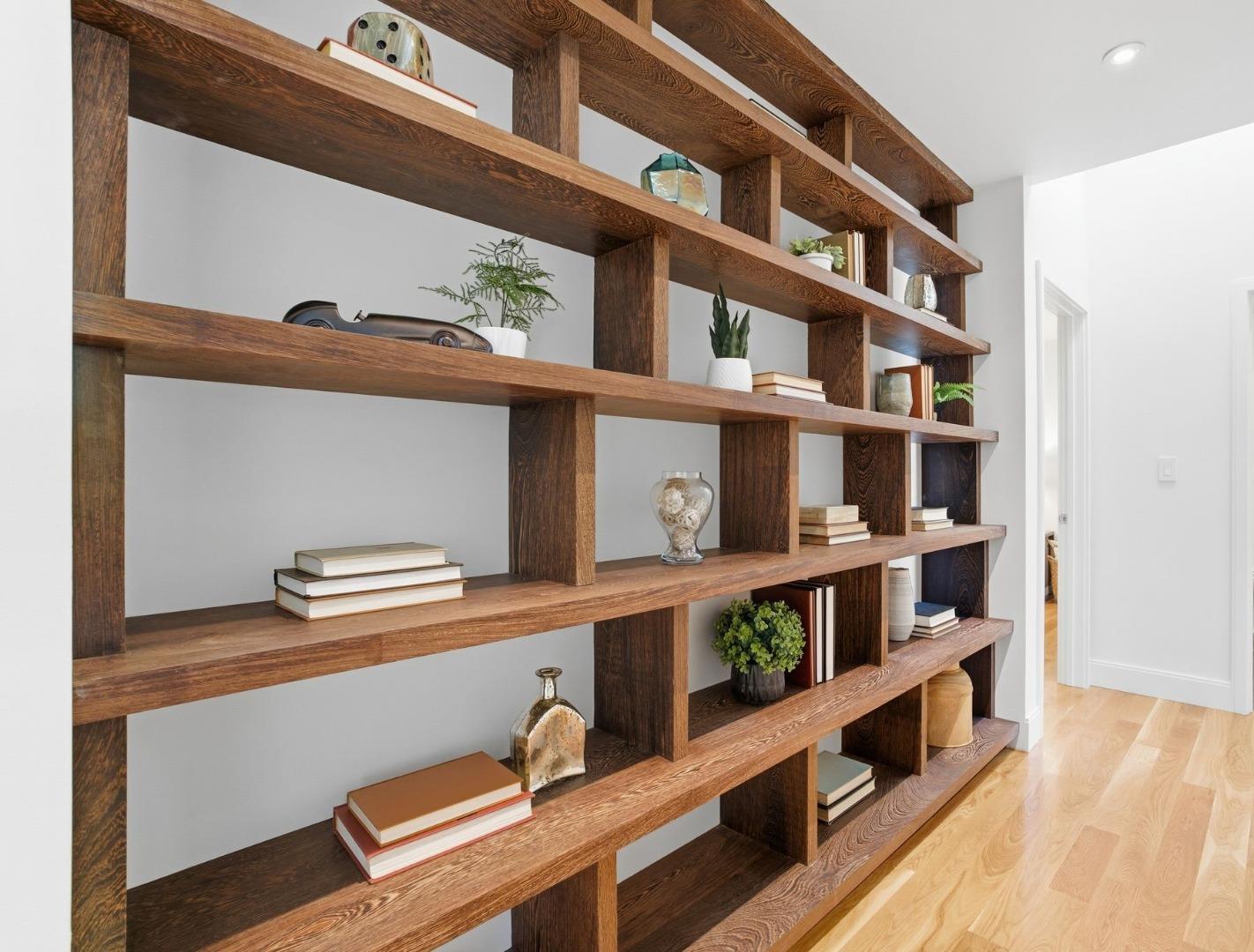 Detail Gallery Image 26 of 37 For 668 Arboleda Dr, Los Altos,  CA 94024 - 4 Beds | 2/1 Baths