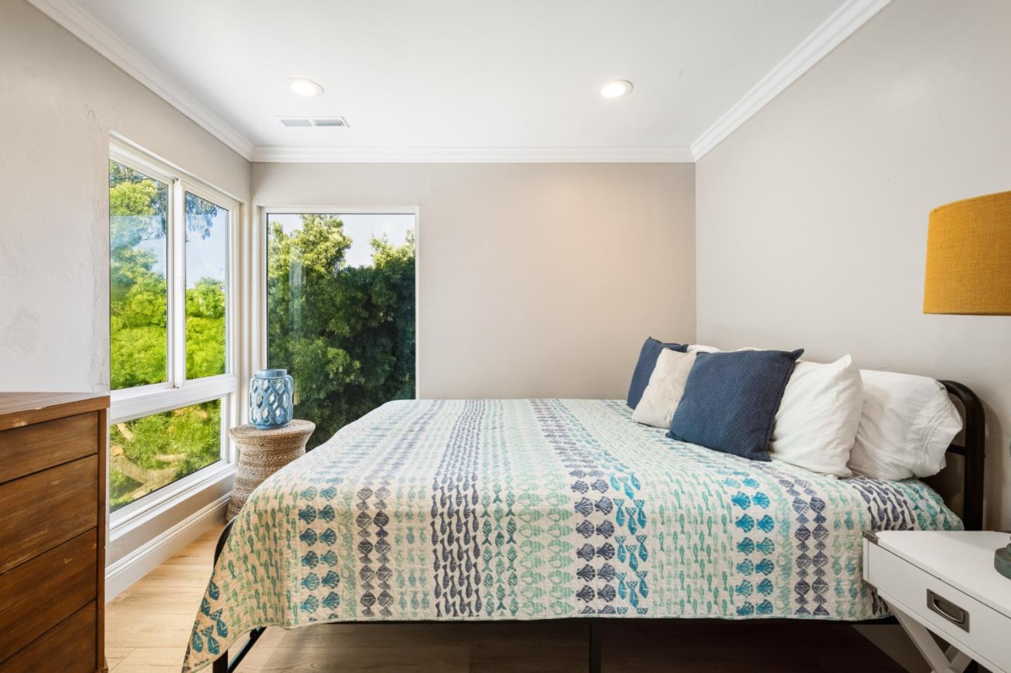 Detail Gallery Image 25 of 80 For 17 Sunset Dr, Watsonville,  CA 95076 - 4 Beds | 4 Baths