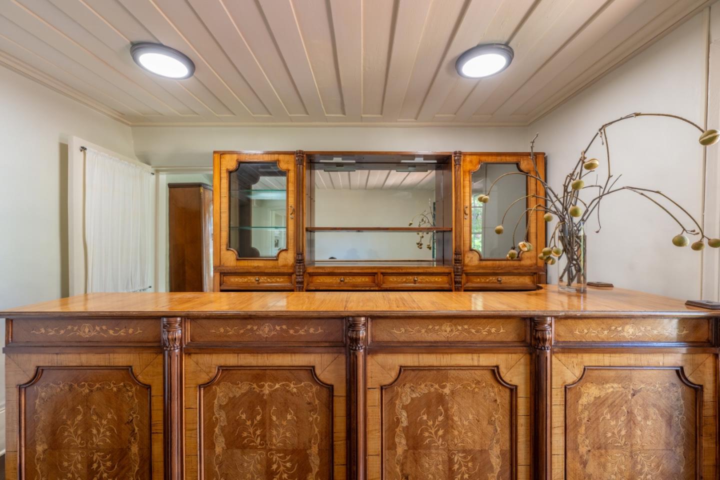 Detail Gallery Image 16 of 63 For 502 Pierce St, Monterey,  CA 93940 - 3 Beds | 2 Baths