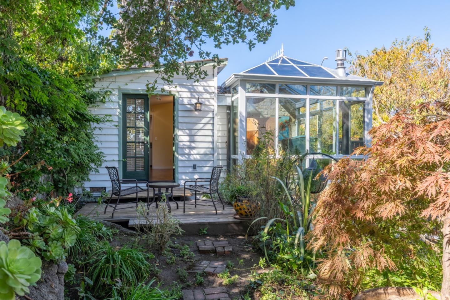 Detail Gallery Image 29 of 63 For 502 Pierce St, Monterey,  CA 93940 - 3 Beds | 2 Baths