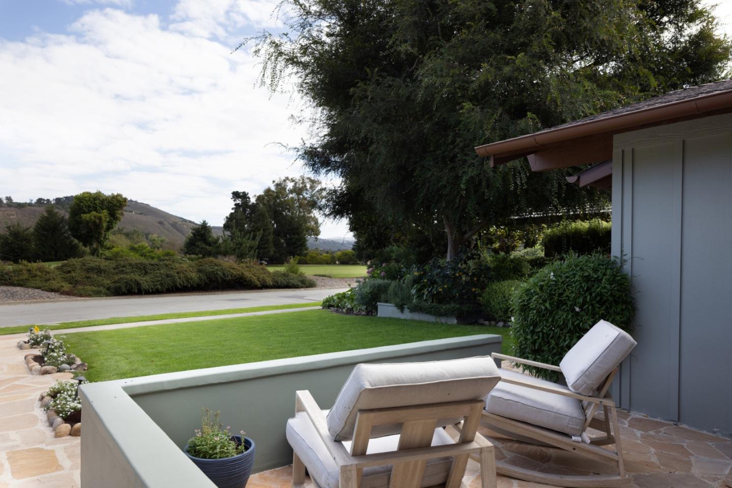 Detail Gallery Image 2 of 18 For 8044 Poplar Ln, Carmel,  CA 93923 - 4 Beds | 4/1 Baths