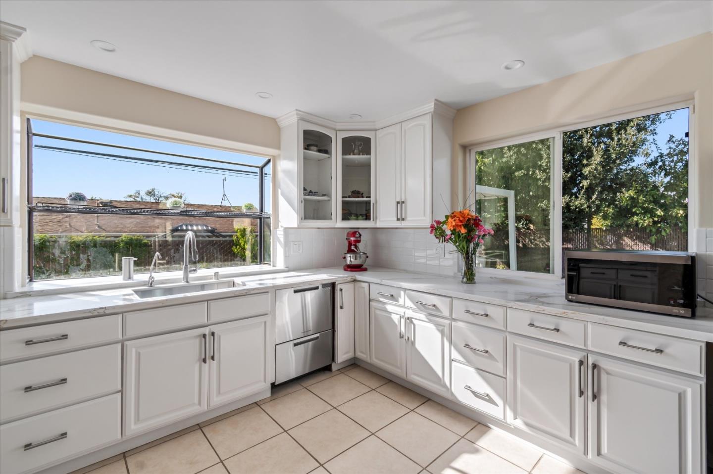 Detail Gallery Image 7 of 22 For 48287 Sawleaf St, Fremont,  CA 94539 - 4 Beds | 3 Baths