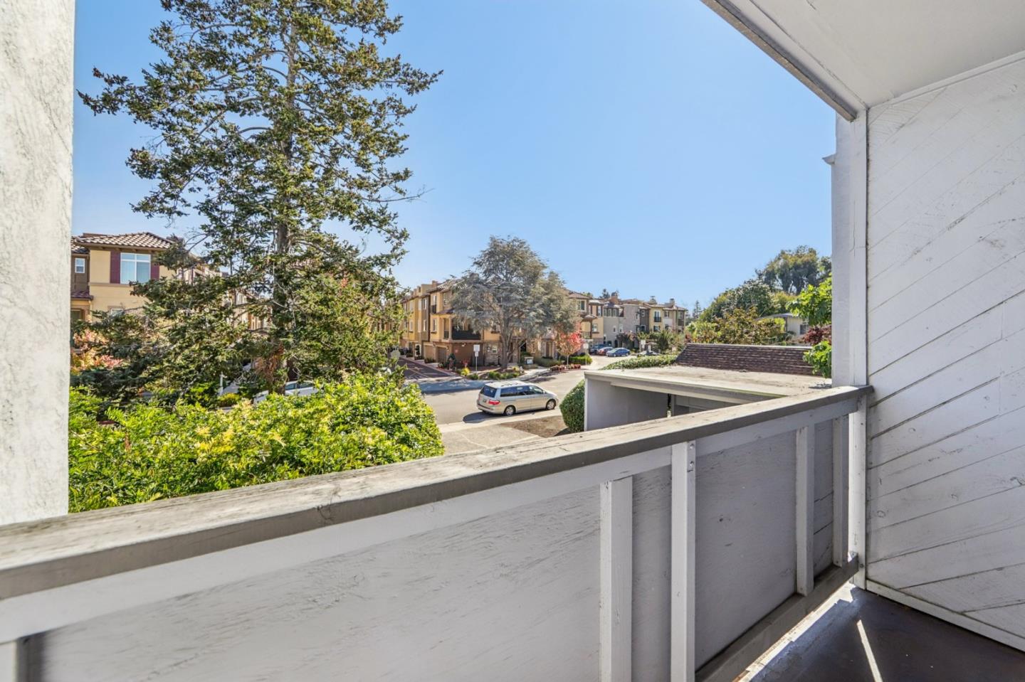 Detail Gallery Image 17 of 28 For 650 Alamo Ct #5,  Mountain View,  CA 94043 - 1 Beds | 1 Baths