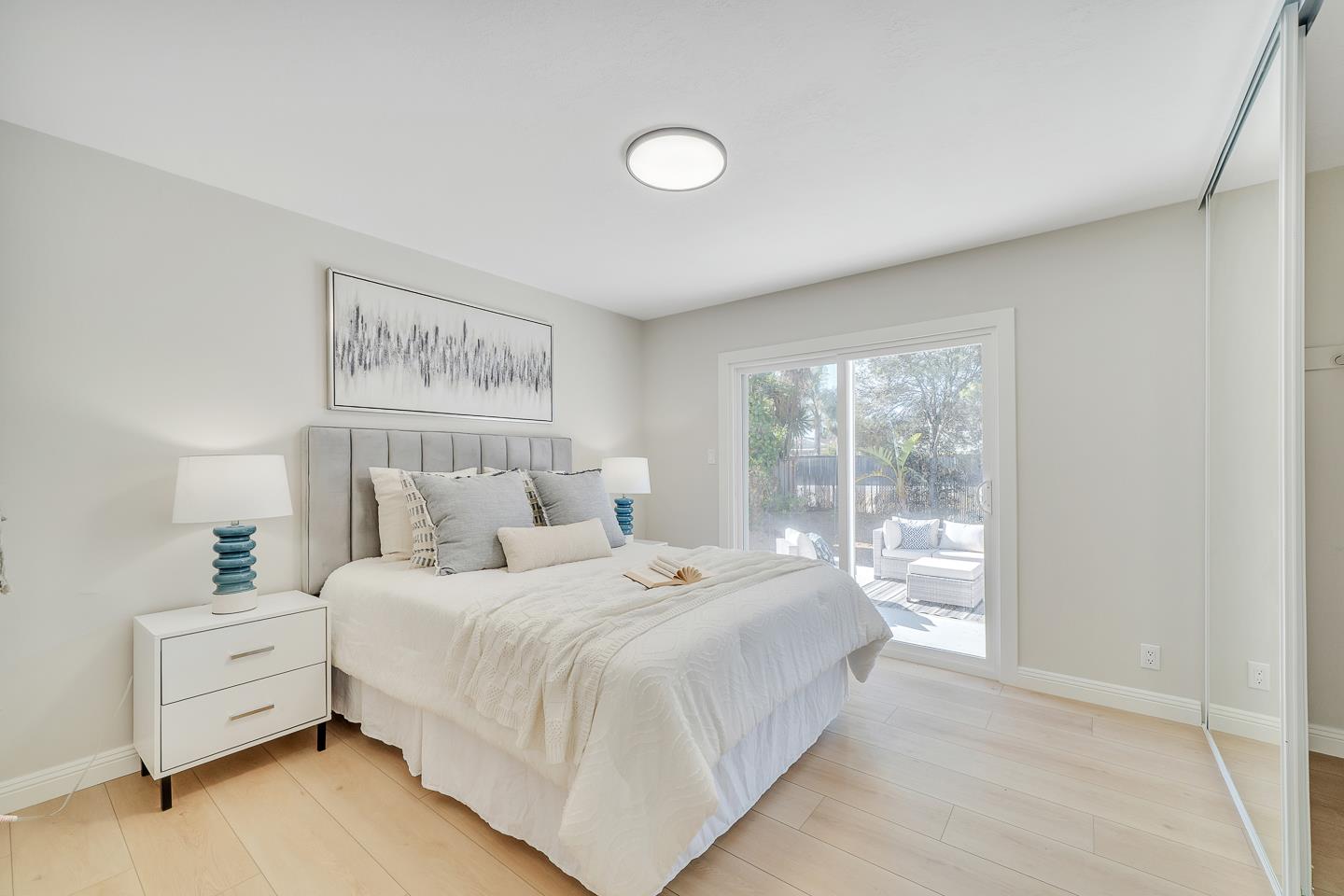 Detail Gallery Image 17 of 35 For 36146 Indian Wells, Newark,  CA 94560 - 5 Beds | 3 Baths