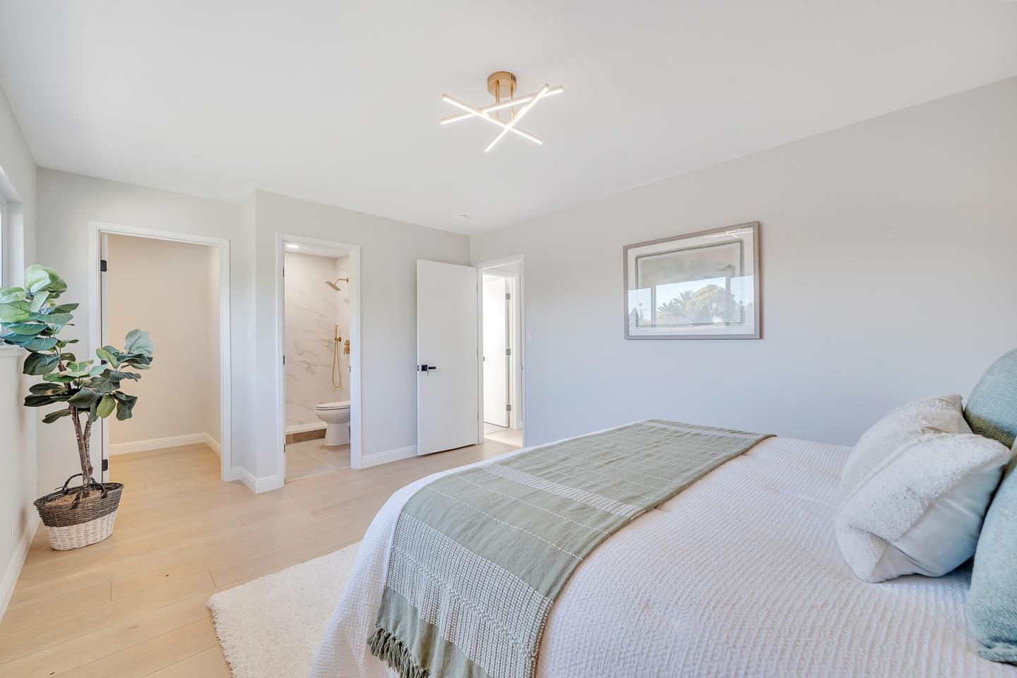 Detail Gallery Image 21 of 35 For 36146 Indian Wells, Newark,  CA 94560 - 5 Beds | 3 Baths